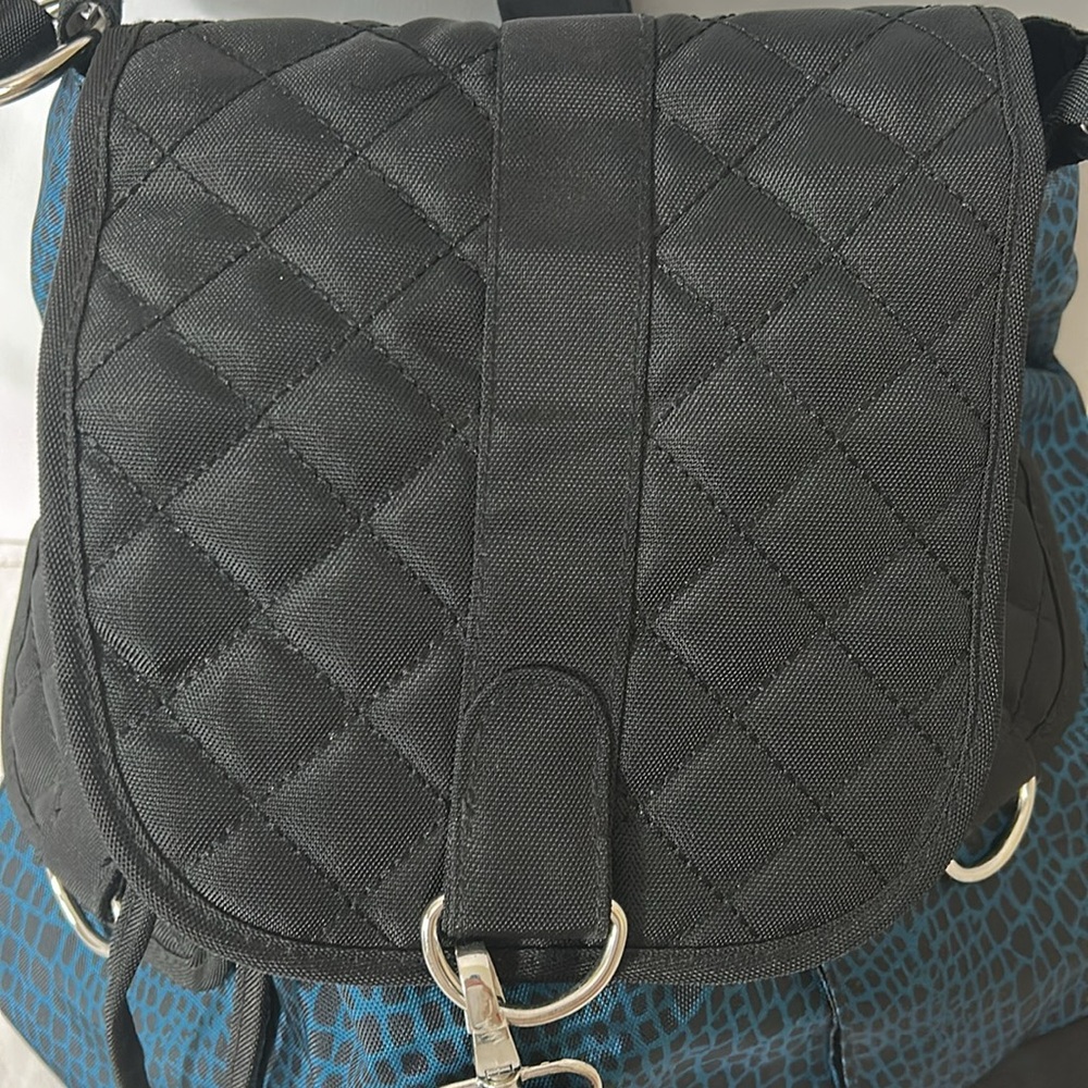 Black blue giraffe animal print quilted double strap backpack carry bag - Picture 2 of 11